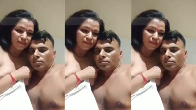 Cheater Aunty Fucking With Lover In Hotel