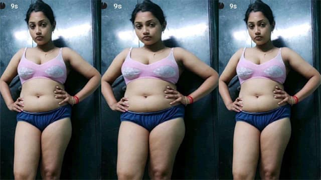 Cheater Tamil Wife Showing And Fucking Video HD