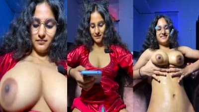 Young Desi Model Nude & Sex Talking Fucking Video