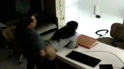 Professor And College Girl – Office Fucking CCYV Video